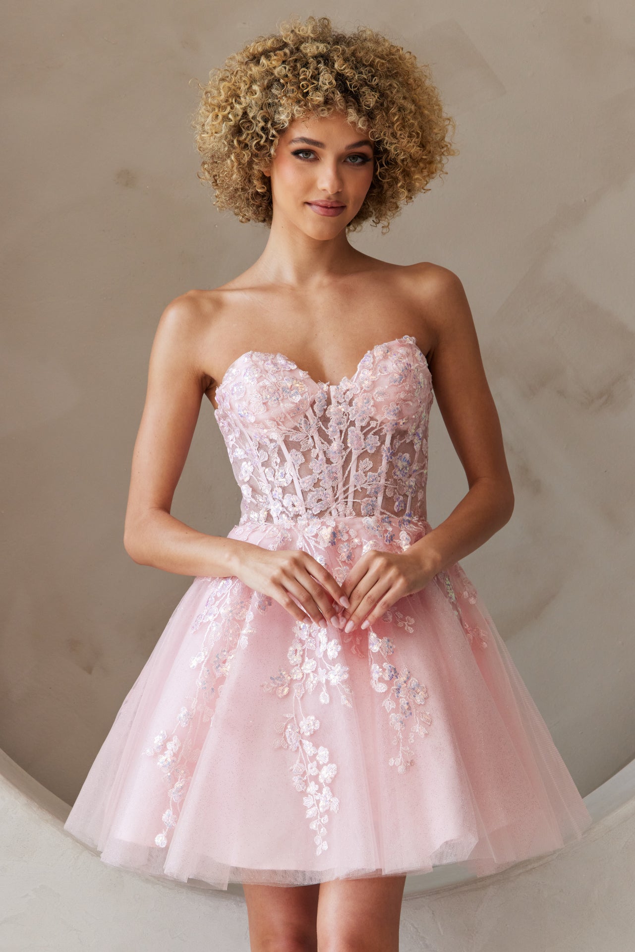 white christmas dresses Strapless Sweetheart Neck Layered Tulle Homecoming Dress Short Prom Dr –  SheerGirl main image 1