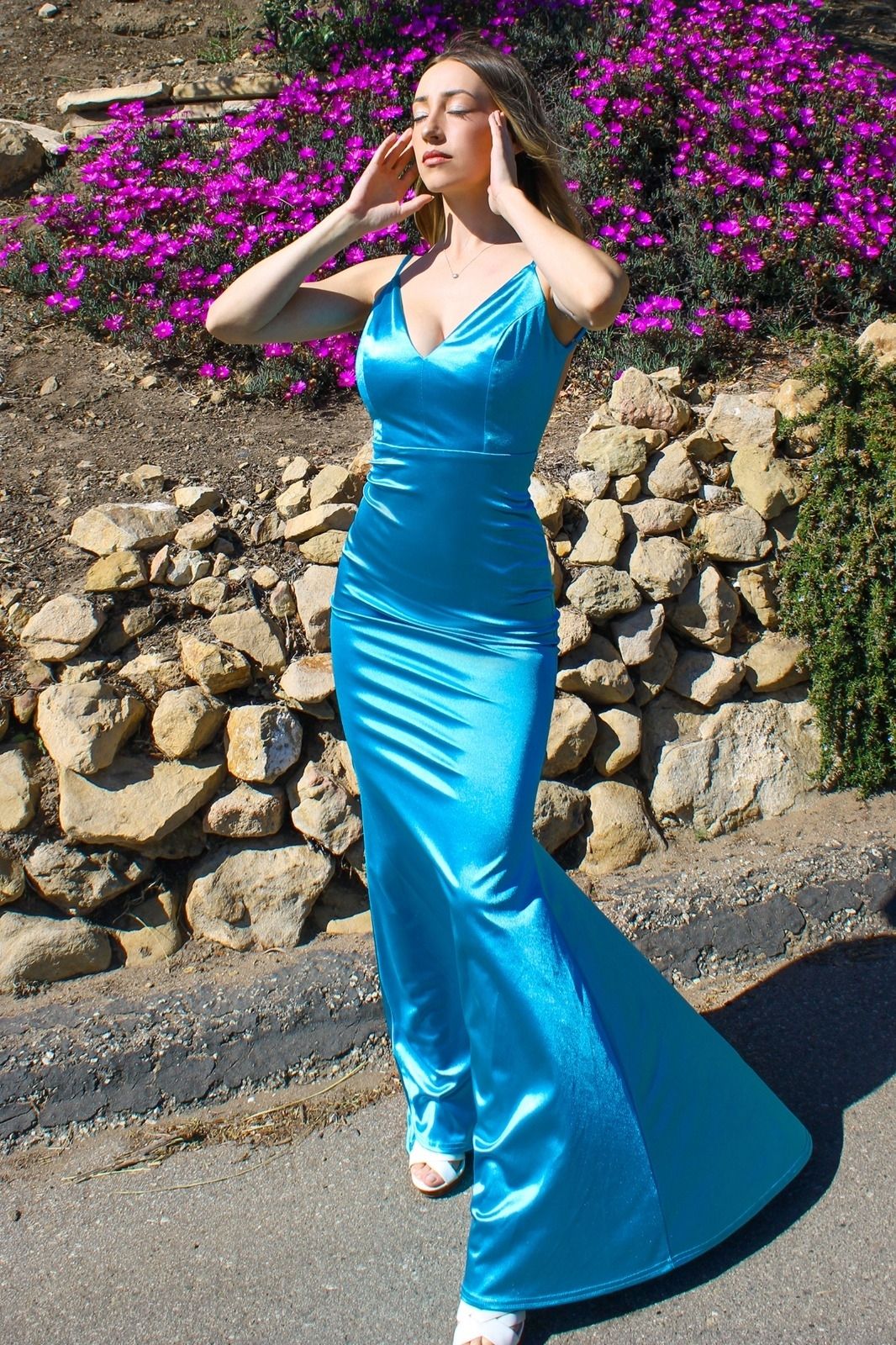 Cely - NEON BLUE / M Cely - NEON BLUE / M