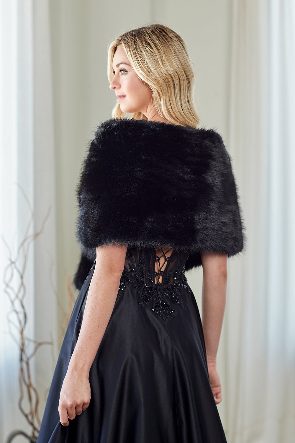 Faux Fur Bridal Wrap