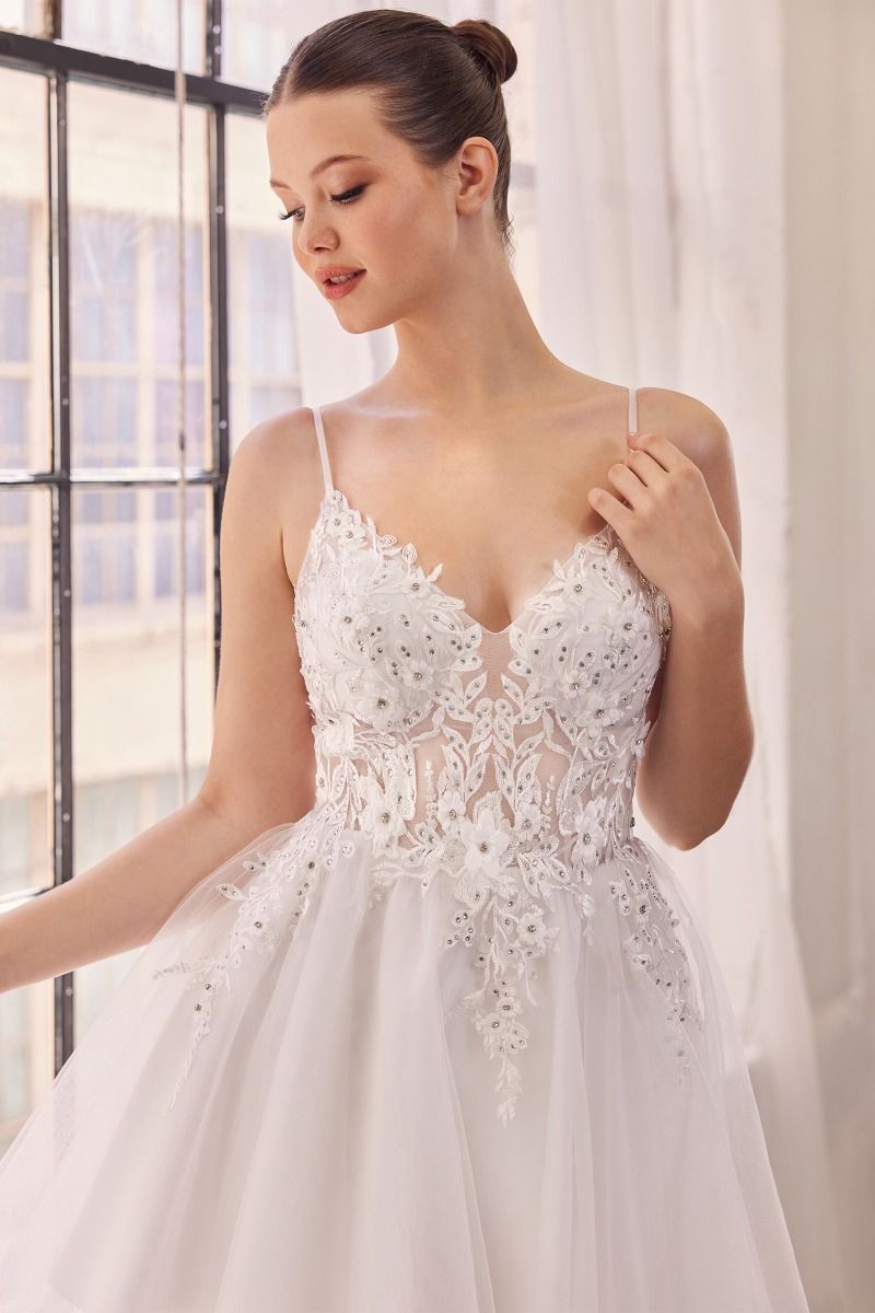 LaDivine SF047 Short Homecoming A Line Lace Cocktail Dress - Off White / XXS LaDivine SF047 Short Homecoming A Line Lace Cocktail Dress - Off White / XXS