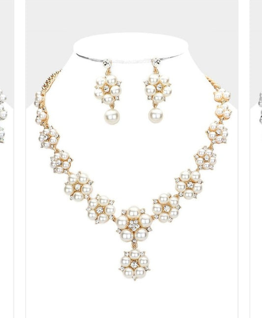 2Pcs Pearl Flower Necklace Set